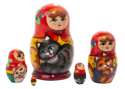 Large Mini Matryoshka Doll Holding Cats 5pc./2"