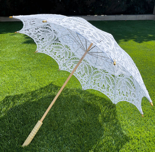 White Full Victorian Lace Parasol/Umbrella